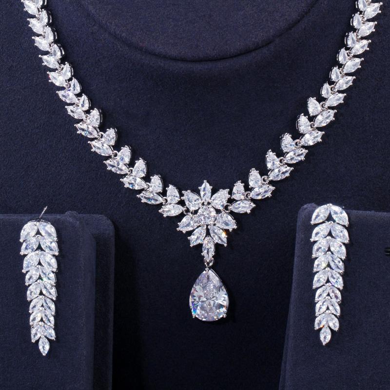 CMM Luxury Silver Color Cubic Zirconia Leaf Shape Drop Earrings Necklace Set