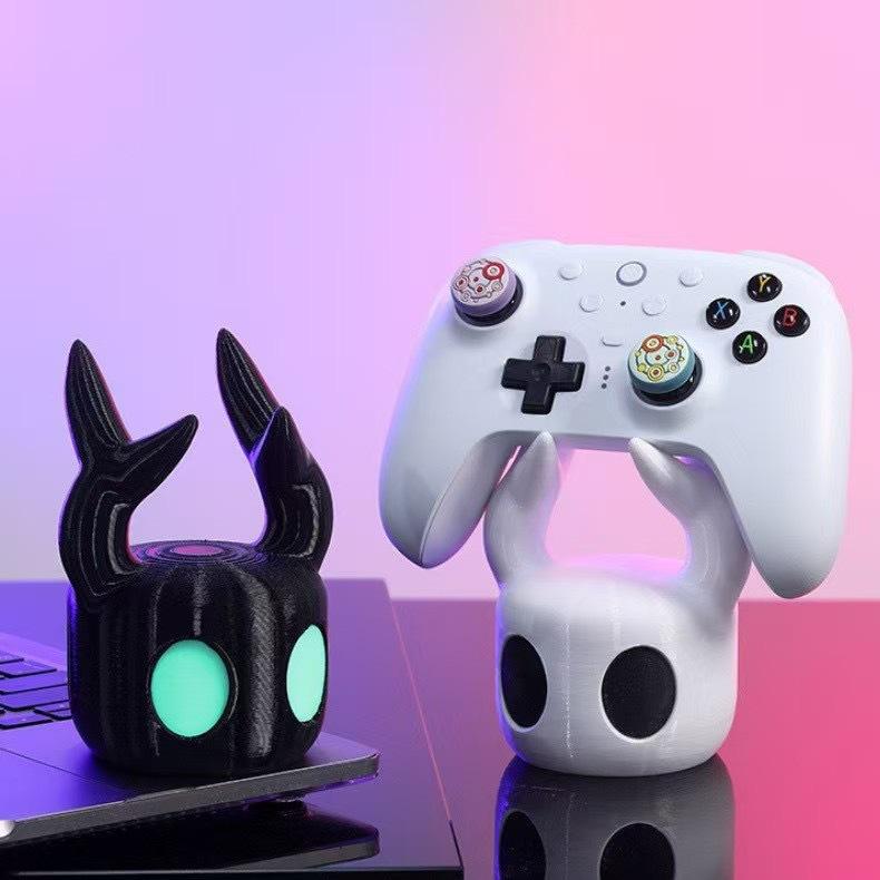 Universal 3D Printed Controller Stand for PS4, PS5, Switch - Hollow Knight Design