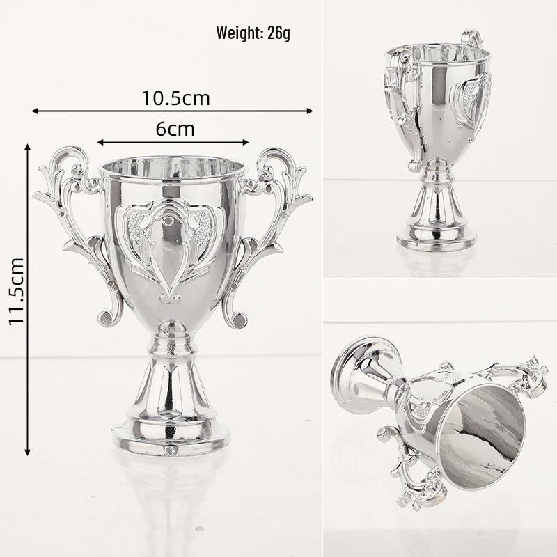 

Creative Trophy-Shaped Candy Plastic Box for Children s Day Celebrations - Gold and Silver Electroplated срібний