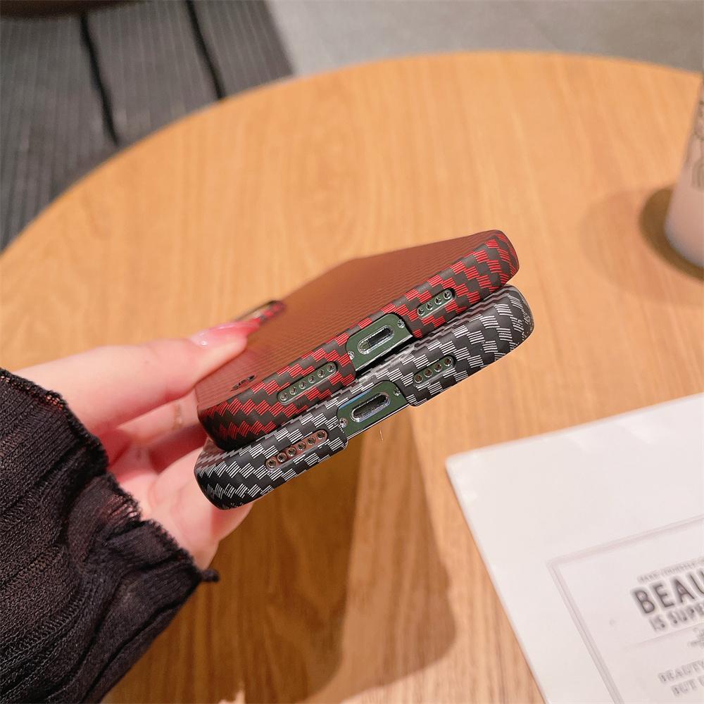 Matowa bezramowa obudowa z włókna węglowego do Iphone 12 13 Mini 11 Pro Max X Xs Xr 7 8 Plus Se 3 Business odporna na wstrząsy Ultra cienka okładka