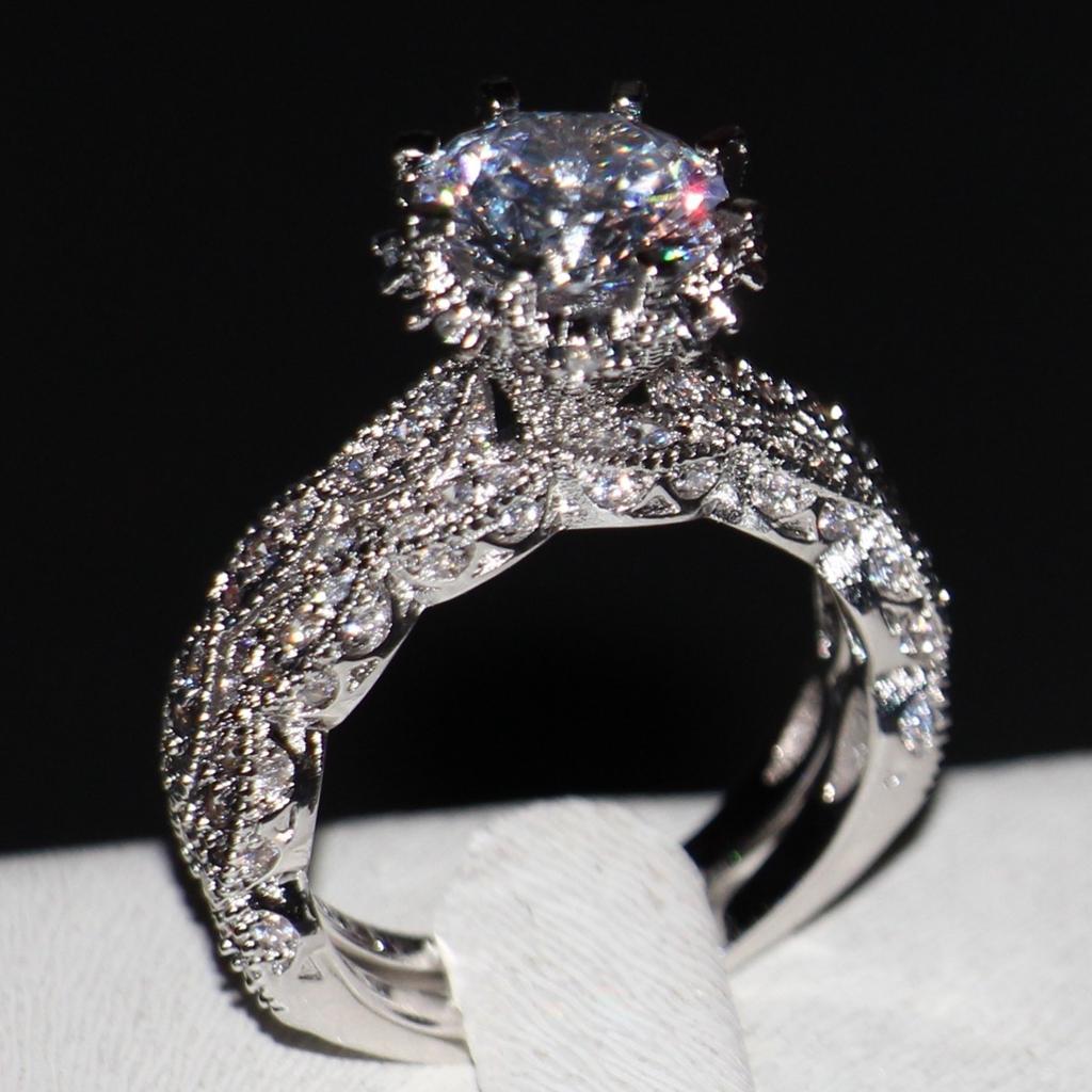 Silber farbe Kristall Verlobungsring Geschenkidee Luxus Ring Weißgold 18K pl Silber farbe Kristall Verlobungsring Geschenkidee Luxus Ring Weißgold 18K pl