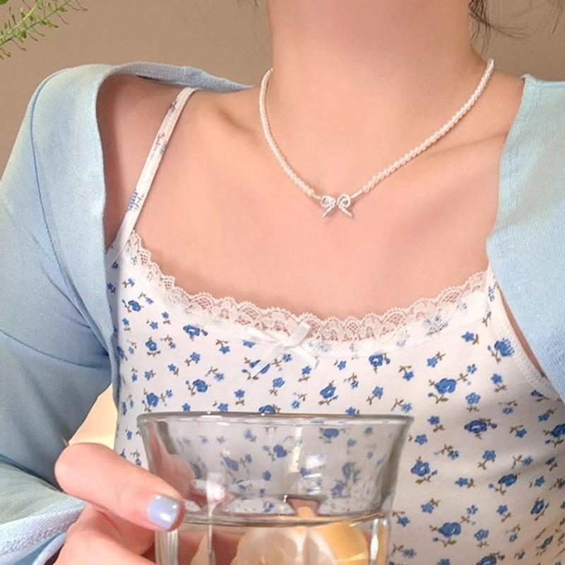 Korean Retro Pearl Diamond Fringed Neck Chain Internet Celebrity Temperament Design Sense Flower Bow Collarbone Chain Necklace Female