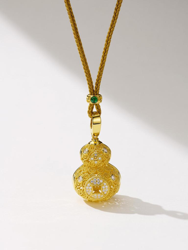 Openwork Cloisonné Gourd Pendant Necklace with 925 Silver and High-Carbon Diamond