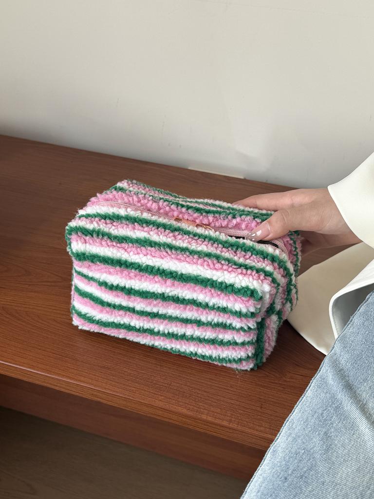 Cosmetic Bag Makeup Bag Portable Travel Makeup Case Cute Pencil Pouch Women Toiletry Bag for Girls Traveling 2025 New Gift