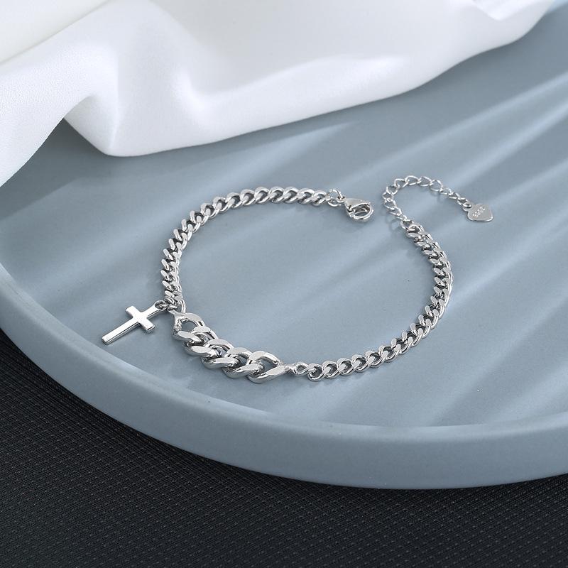 Cold Style Cross Bracelet: Thick Chain for Cool Girl - Hip Hop Fashion, Christmas Edition