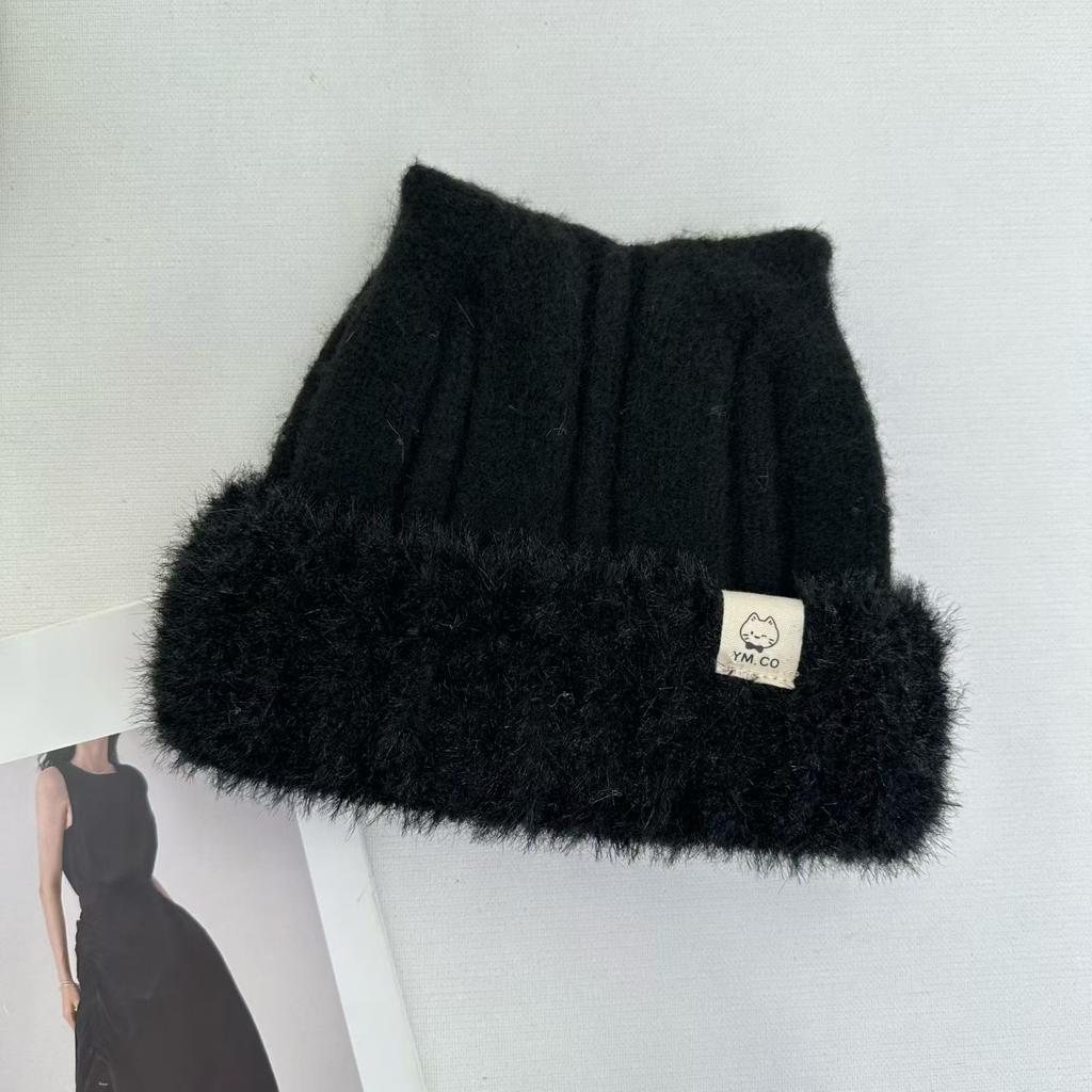 New autumn and winter Internet celebrity knitted hat women's versatile casual cute thickened velvet thermal ear hat