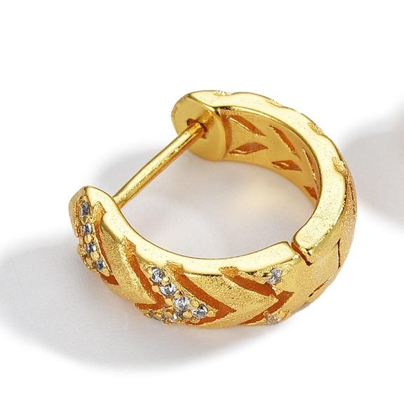 

Hip-Hop Blade Wheat Ear Buckle Brushed Process Saturated Gold Zircon Earrings Trendy Men S And Women S Same Earrings