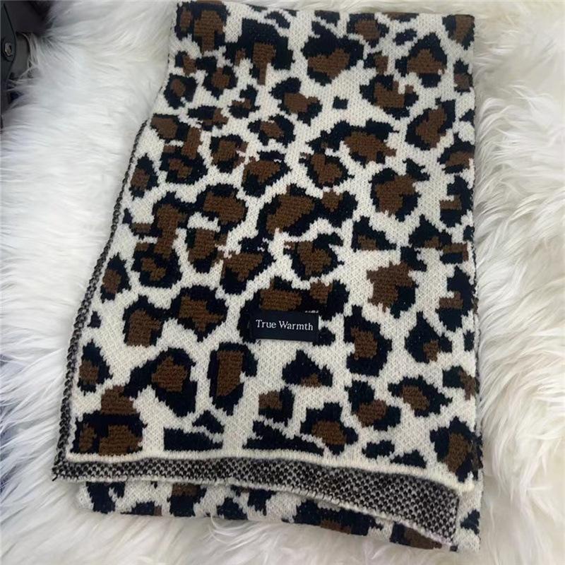 New Imitation Wool Knitted Scarf Women's Leopard Print Scarf Versatile Winter Cold Protection Thickened Warm Scarf