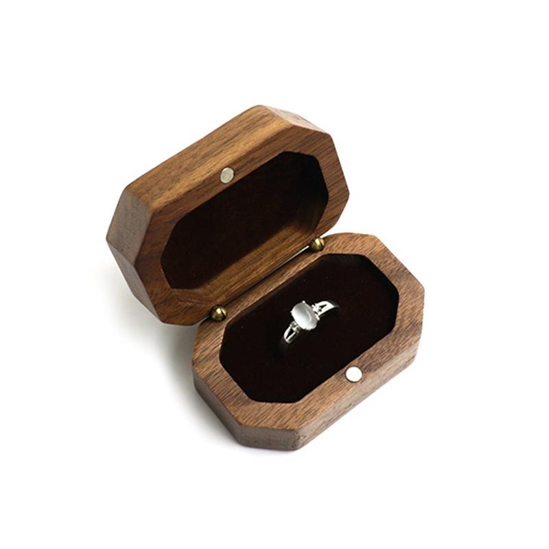 Boîte d'anneau de fiançailles unique pour demande en mariage Taille de poche fine Boîte à anneau en bois type briquet pour hommes femmes