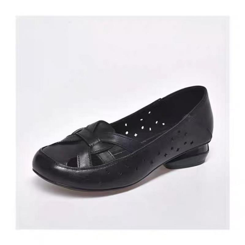 

Ретро туфли-матери с полым носком на одной педали, новые летние кожаные туфли на низком каблуке, женские туфли-бини на мягкой подошве 35 чёрный