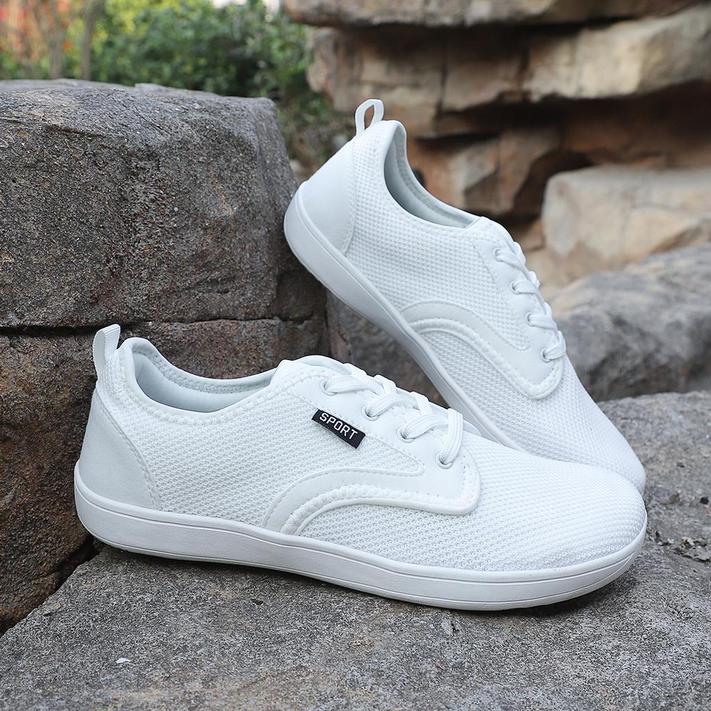 Wide head barefoot shoes lightweight soft sole men's outdoor sports shoes low top lace-up leather surface casual shoes men