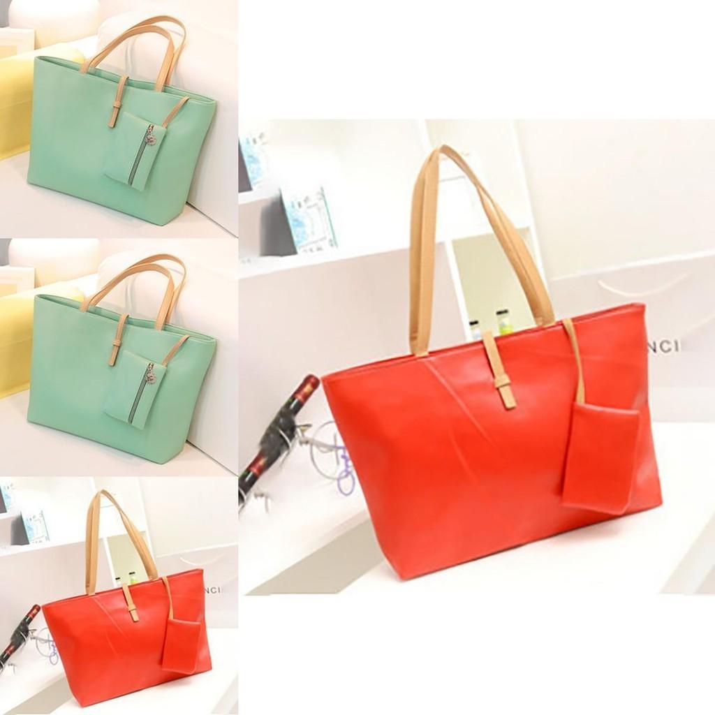 Classic And Timeless Faux Leather Womens Bag With Comfortable Handles For All Occasions