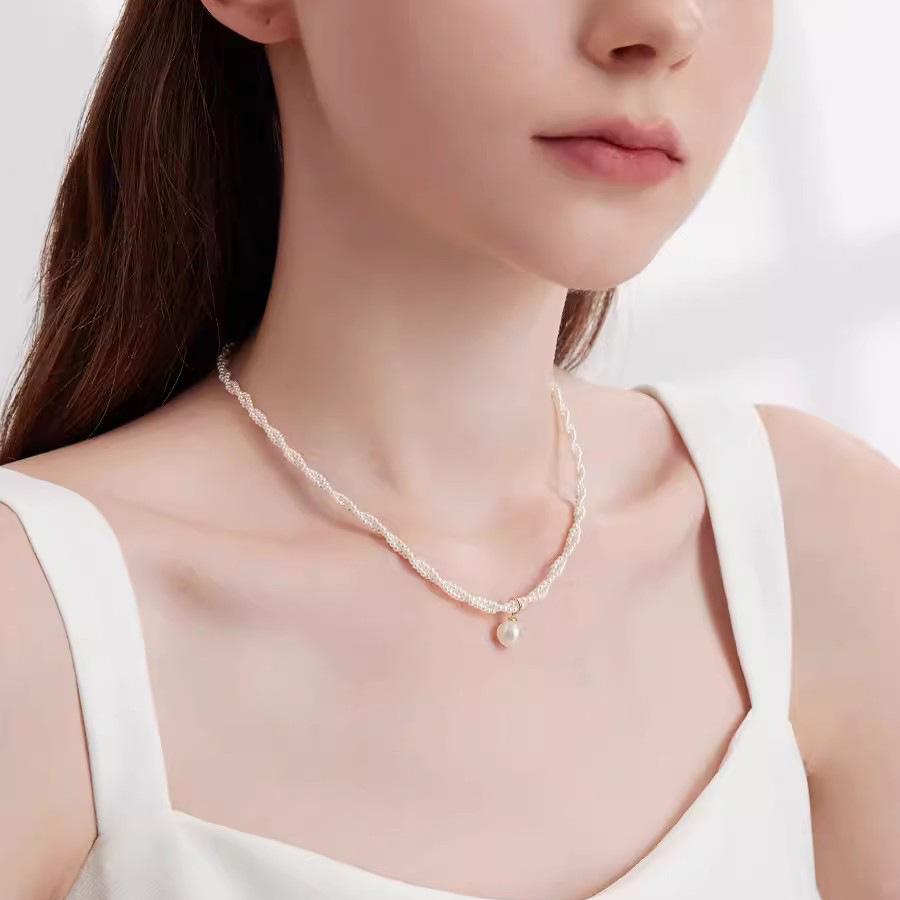 Retro Woven Double-layer Pearl Necklace Light Luxury Niche Design Collarbone Chain Neck Chain 2025 New Trendy
