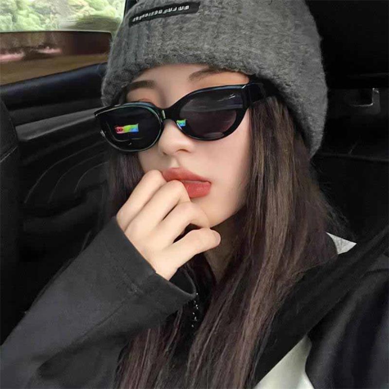 Women's Summer Sunglasses Small Frame Cat Eye Shades Retro Hip-Hop Glasses Fashion Summer Accessories