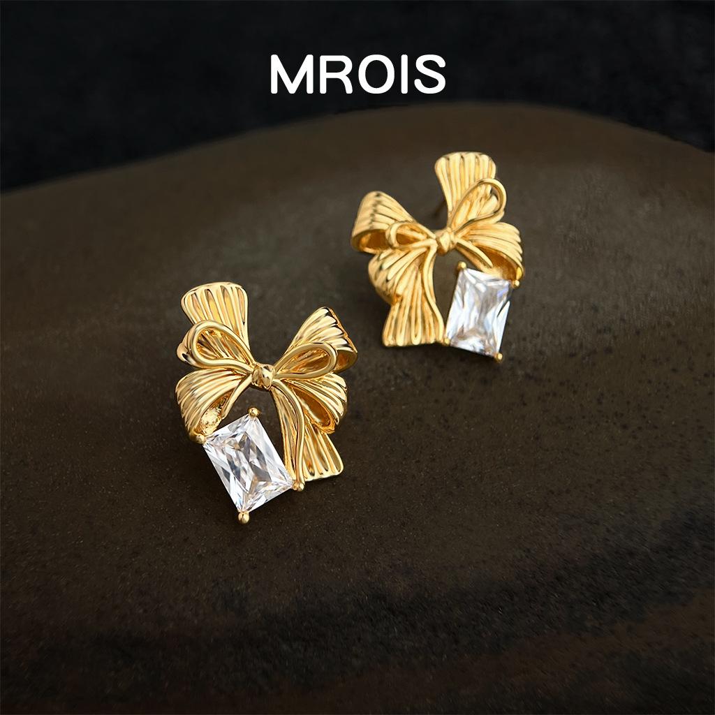 18K Gold Geometric Zircon Bow Stud Earrings