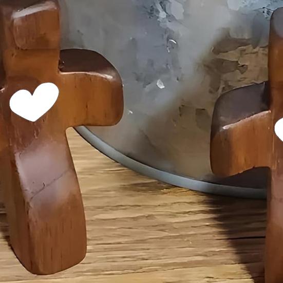 Black Walnut Cross Decoration Emotional Support Wooden Love Heart Pocket Hug Cross Men Women Faith Prayer Cross My Heart Encouragement Gift