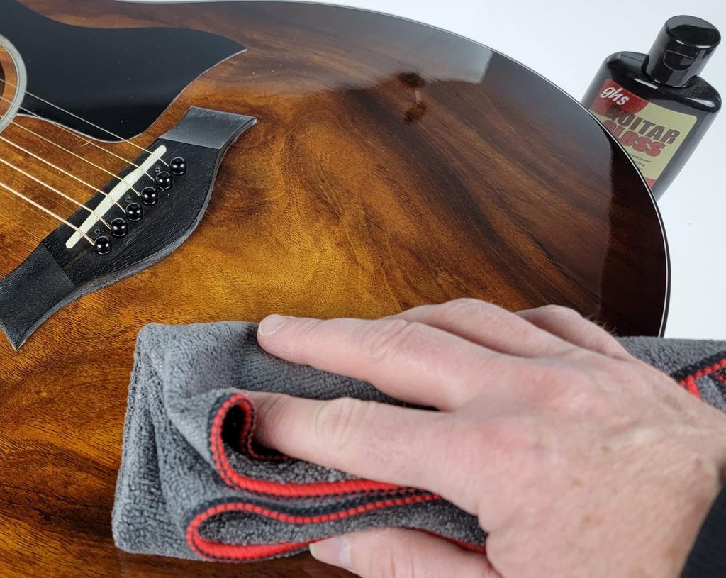 Ghs GUITAR GLOSS Čistič na kytaru, Běžná velikost (4 oz.) A92