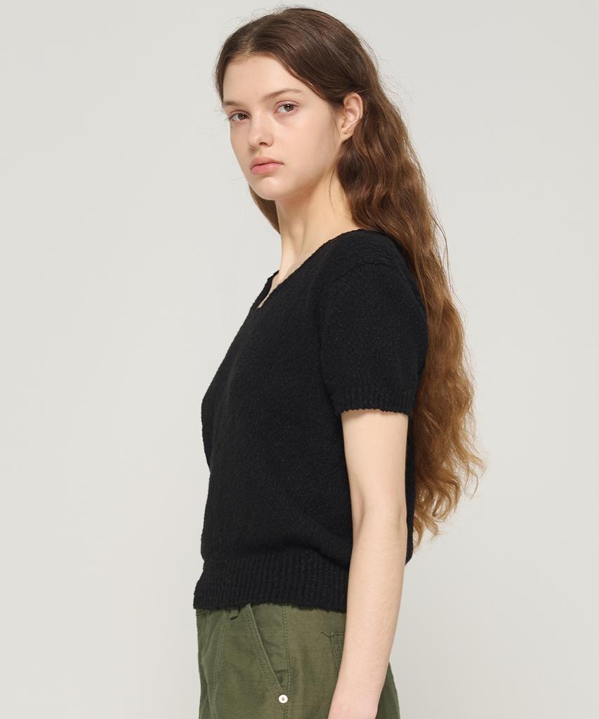 CARGOBROS FOR WOMAN Boucle V-Neck Short Sleeve Knit (Black)