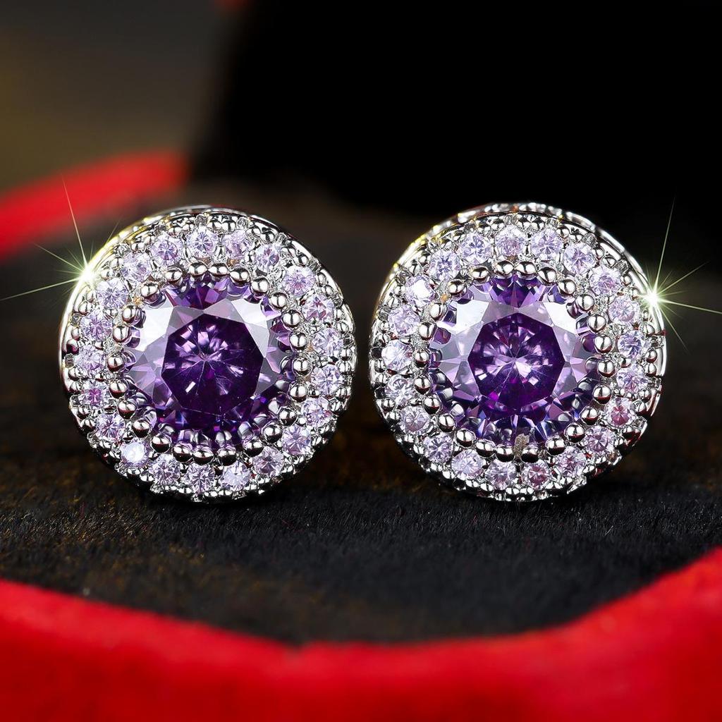 New Hong Kong Style Full Diamond Round Stud Earrings for Women - European & American High-End Hollow Design, Innovative and Stylish Jewelry