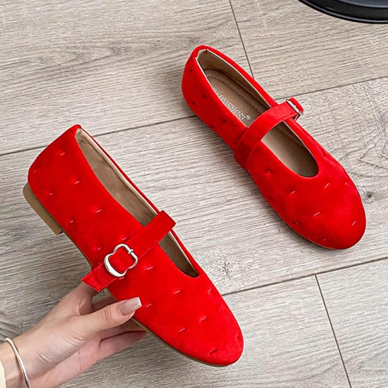 Fashion Red Velvet Buckle Strap Mary Janes Shoes Women Elegant Spring Autumn Flannel Flats Shoes Black Casual Ladies Shoes Footwear New
