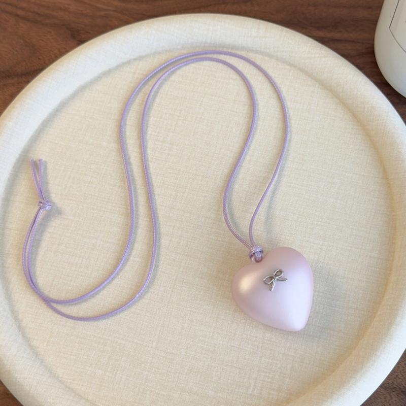 Acrylic Heart Pendant Necklace with Bowknot Fashionable Neckpiece Party Jewelry for Women Date Night Accessories