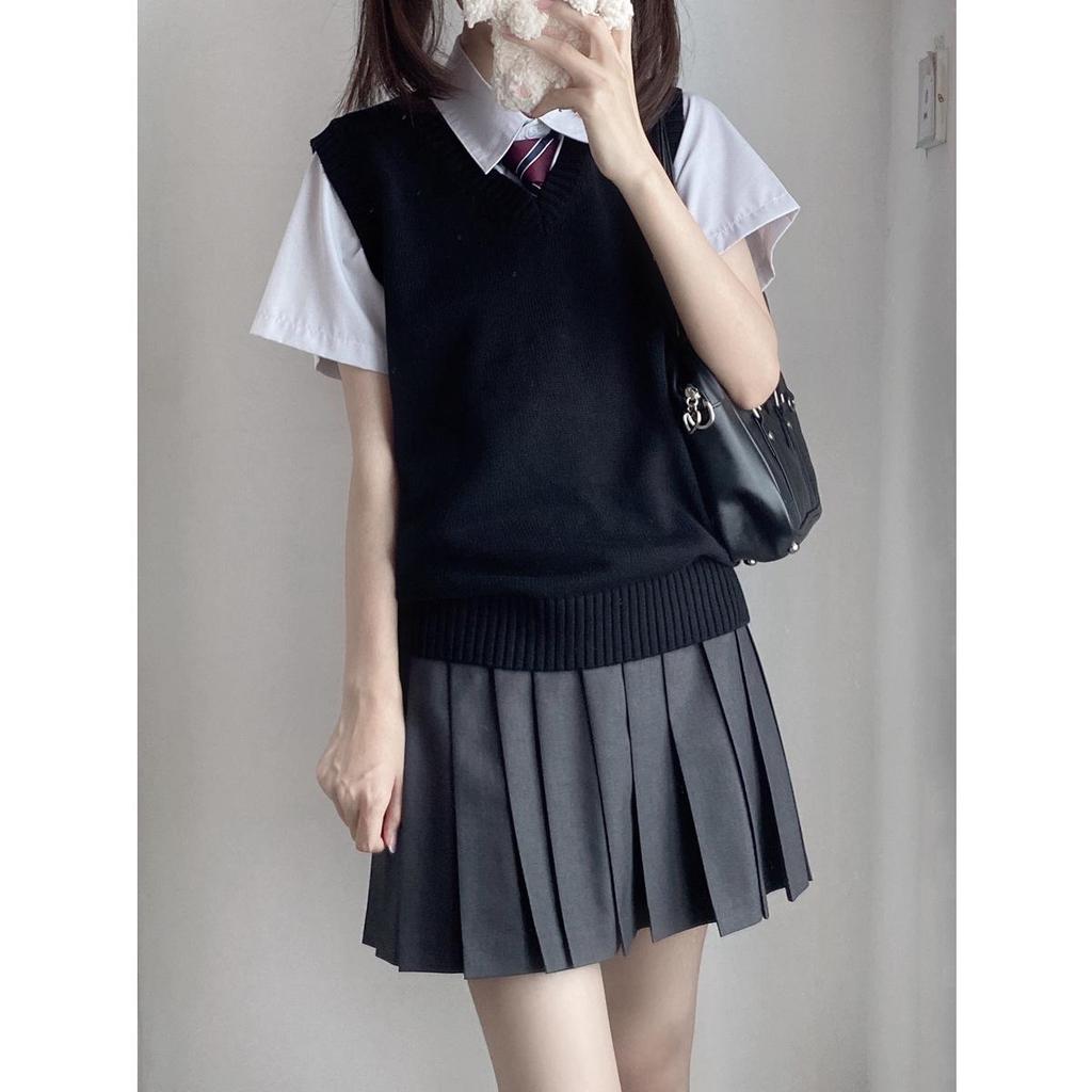 Japanese College Style V-Neck Sweater Vest - Solid Color Knit for Spring & Autumn