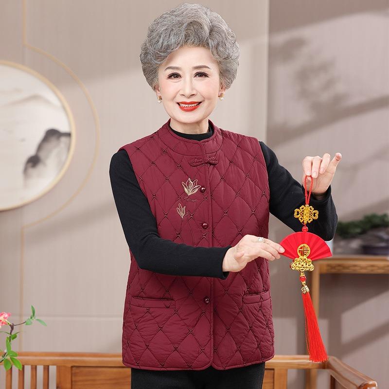 Wear vest women's autumn and winter velvet vest old lady thermal vest