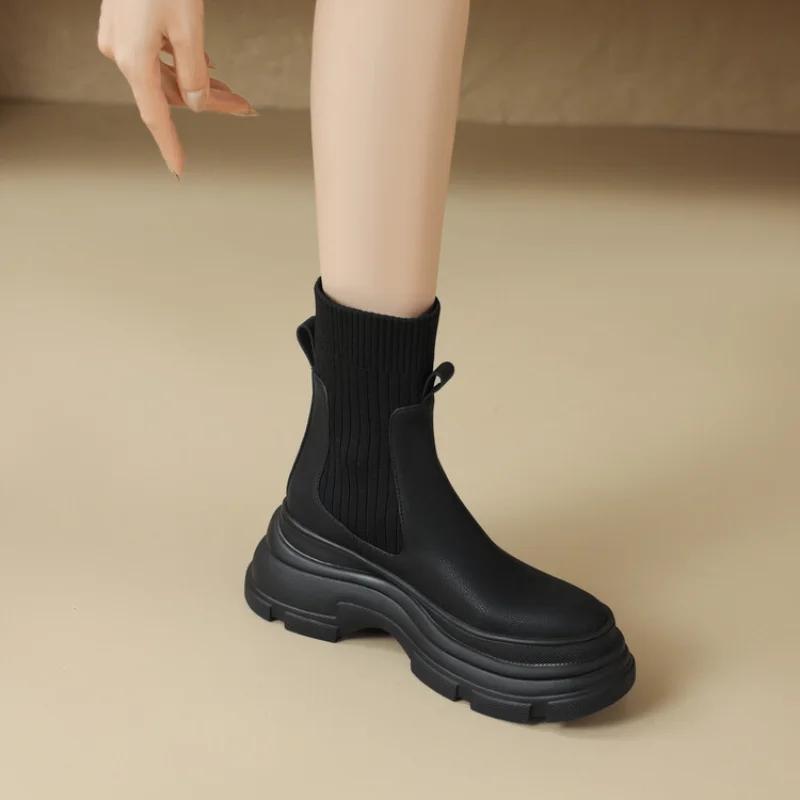 Winter New Sponge Cake Thick Bottom Elastic Socks Boots for Women's Fashion Style Versatile Short Legged Boots