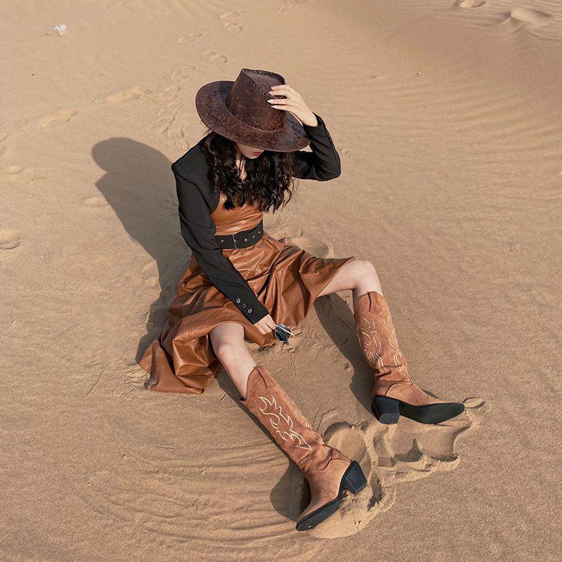 2025 Retro Chunky Heel Embroidered Pointed Toe Slip-on Western Cowboy Boots for Women