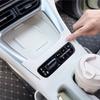 Pour Geely EX2 Proton eMAS 5 2024-2026 Boîte de rangement pour porte-gobelet de console centrale de voiture Charge sans fil Organisateur avec coussinet en silicone