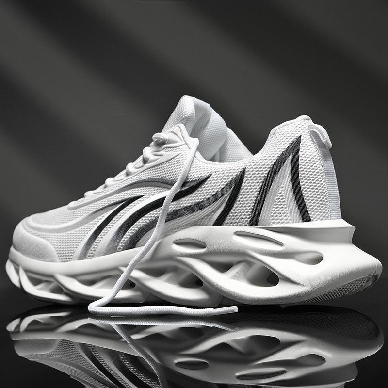 New Fashion Casual Shoes In Autumn, Four-color Large-size Flame Breathable Mesh Sneakers