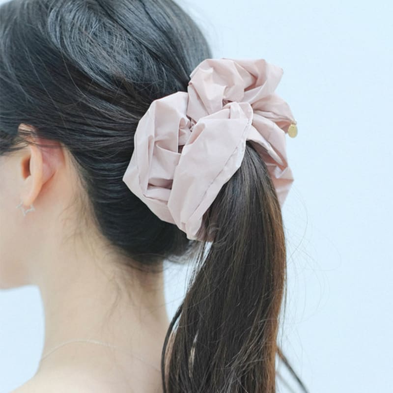 Oooho Shiny Bic Scrunchie - Misty Rose