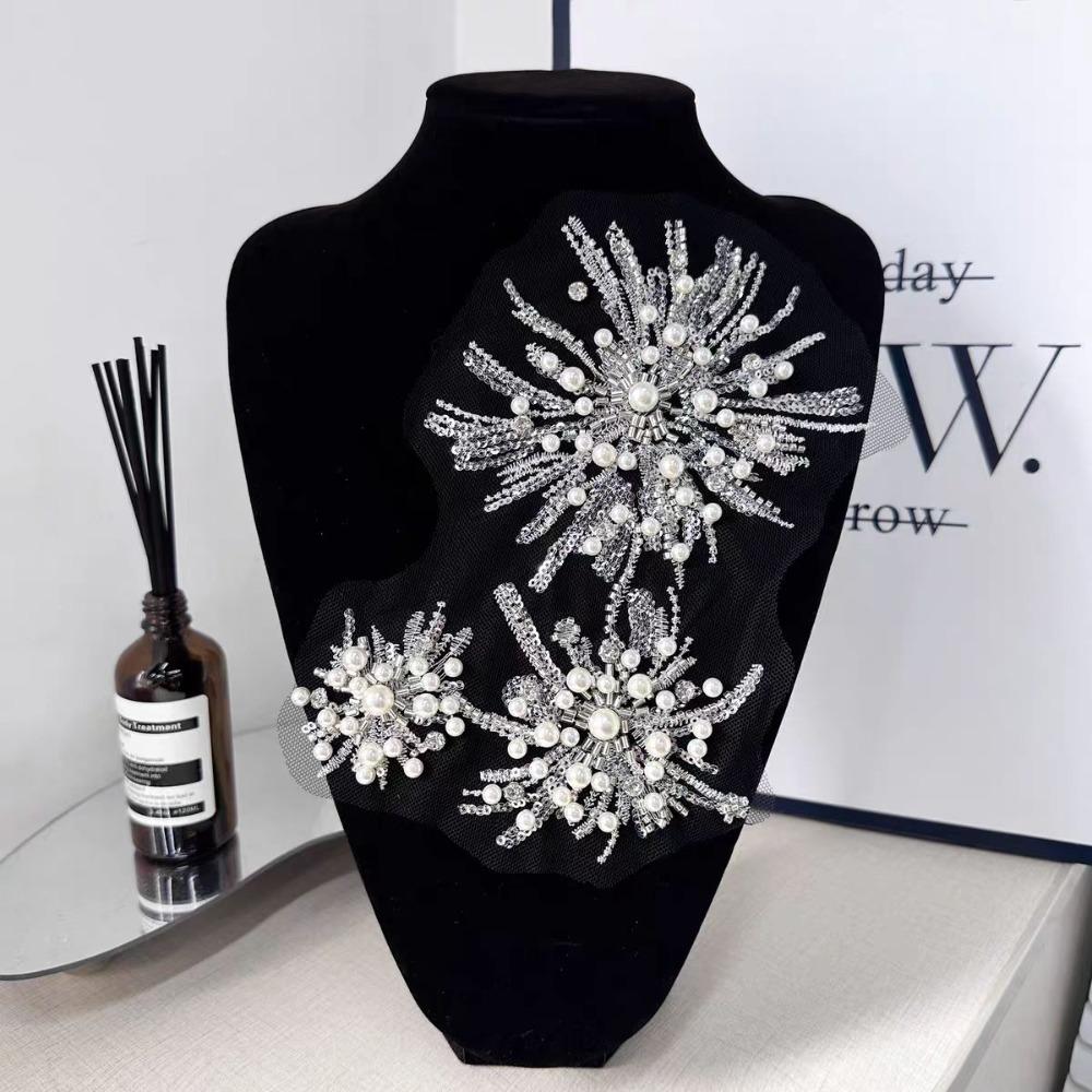 3Pcs Handmade Beaded Applique Patches Flower Shape Bridal Gowns Decoration Flower Beads Patch чёрный