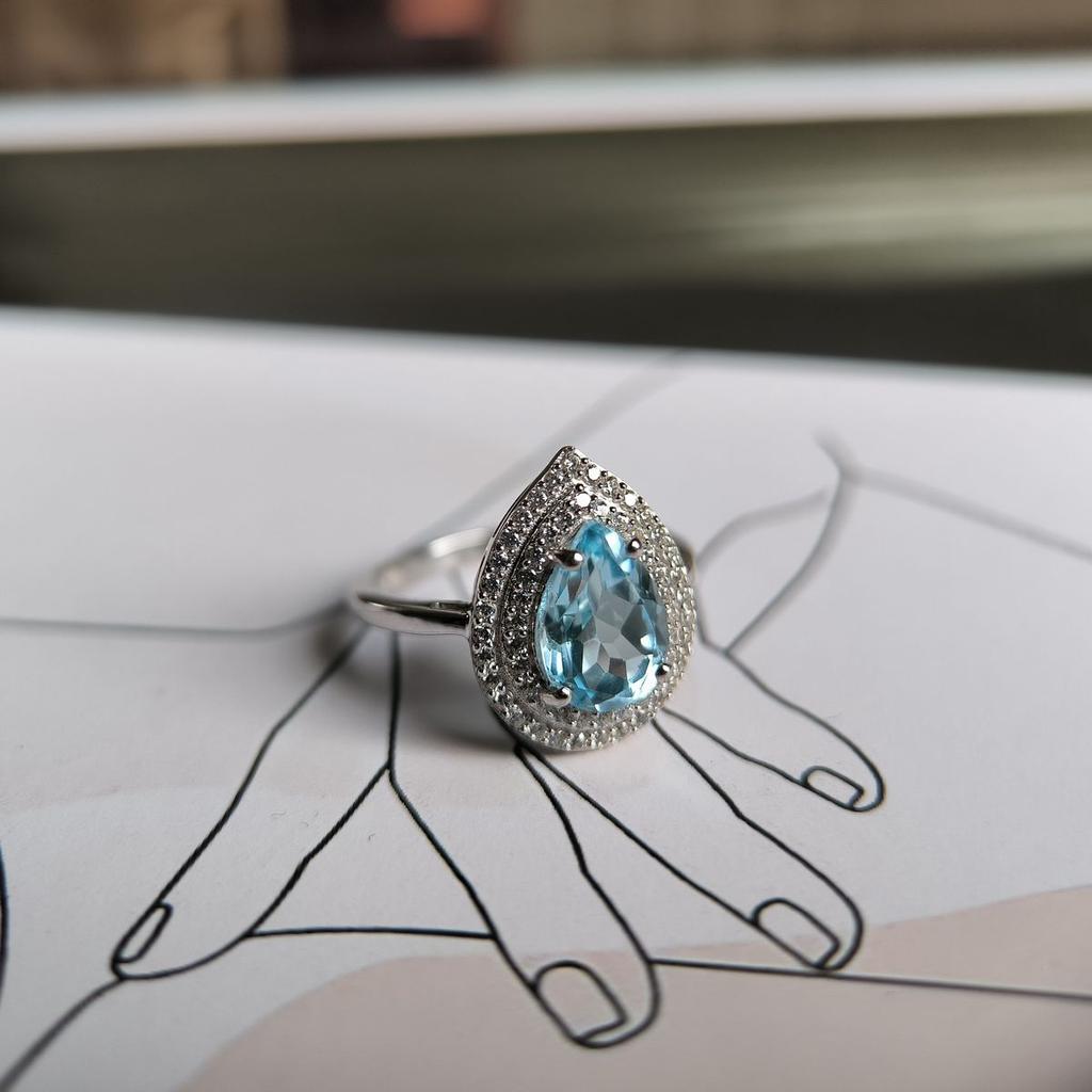 Silver Ring with Natural Topaz 2.958ct, Item Weight 3.46 G (2179573)
