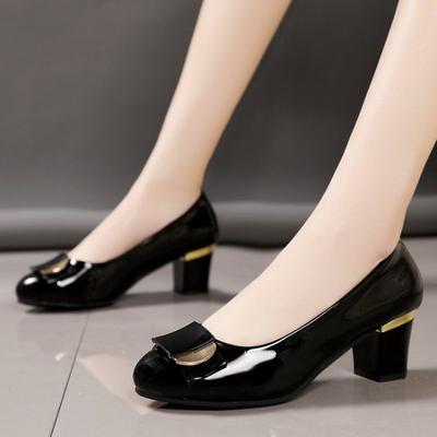 Autumn New Women's Shoes High Fashion Wide Heel Thick Heel Versatile High Heels Shallow Mouth Casual Women's Single Shoes