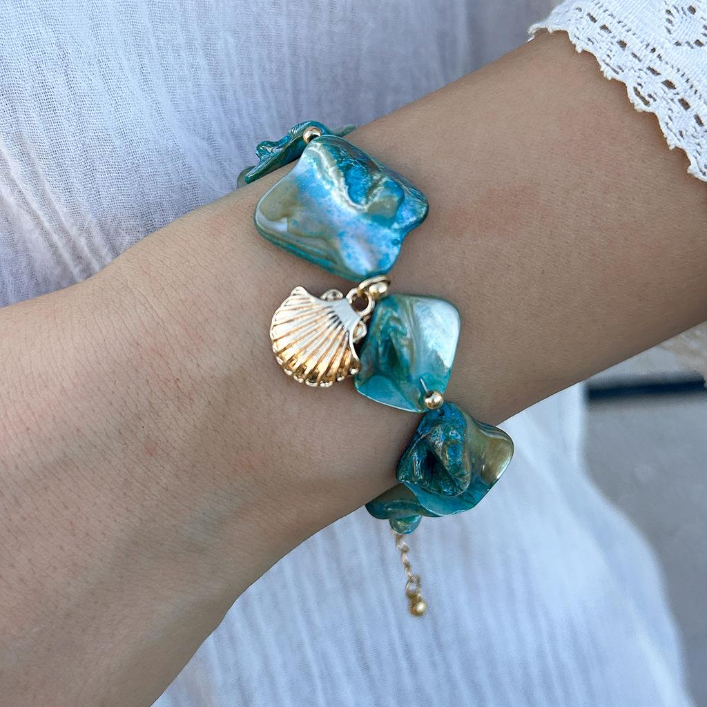 Retro Starfish White Shell Conch Pendant Necklace Women Simple Creative Colorful Stones Hand Woven beach Jewelry Girls