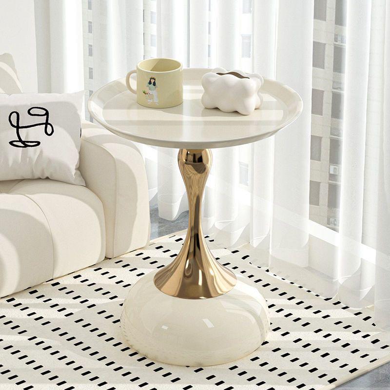 French Slim Waist Wrought Iron Side Table: European Style for Apartments, Sofas, or Bedrooms - Small Round Coffee or Bedside Corner Table