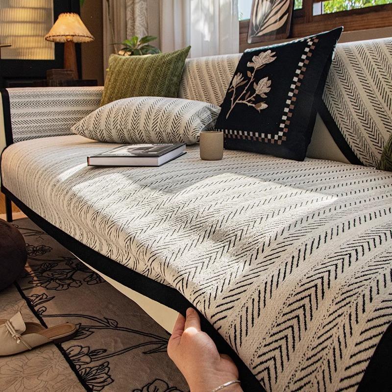 Chenier Sofa Cushion, Universal In All Seasons, Non-slip and Dirt-resistant Seat Cushion, French Medieval Fabric Sofa Cover Cover Cloth