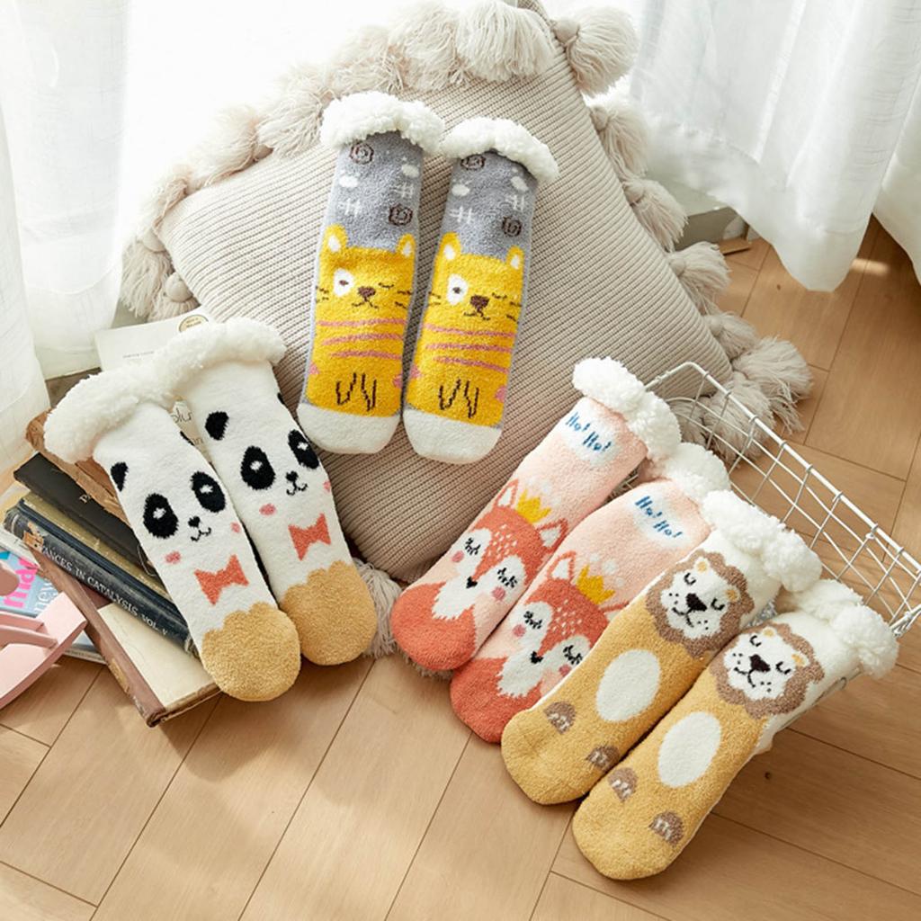 Women Print Thickened Fleece Non- Winter Carpet Socks Floor Socks Snow Socks
