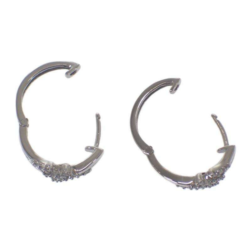 No Brand  Pierce Women