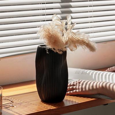 Modern Special-shaped Striped Ceramic Vase Living Room Desktop Handicraft Ornaments Black Hydroponic Flower Vase Home Decoration