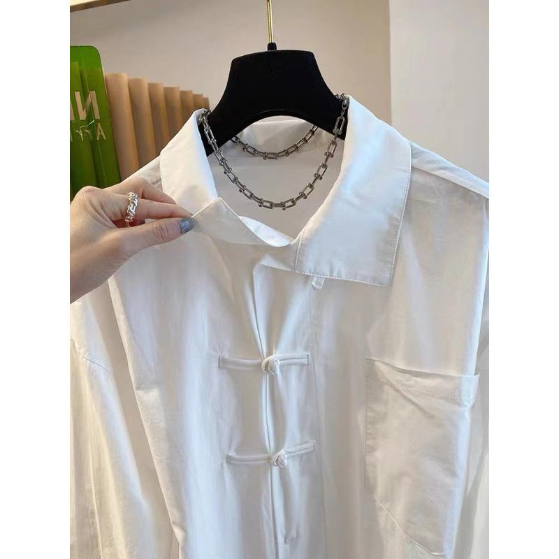 Pohodlná a všestranná retro nová čínská košile s dlouhým rukávem a bílá košile s národním větrem a zapínáním na knoflíky, dámský designový smysl, volná všestranná košile