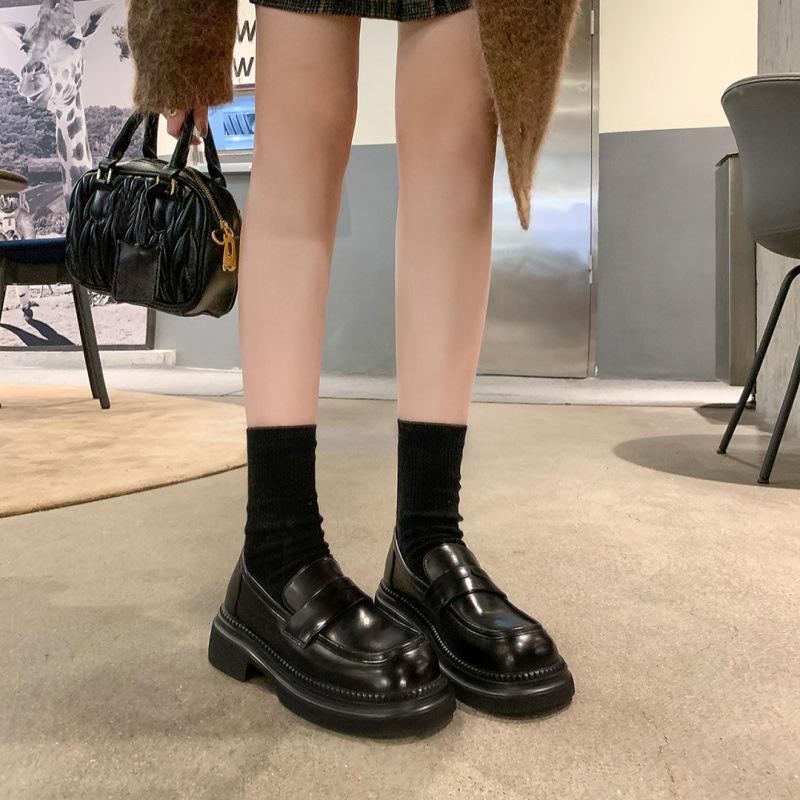 2025 exquisite small leather shoes women's British style retro polished thick-soled lazy loafers women's large-size small leather shoes
