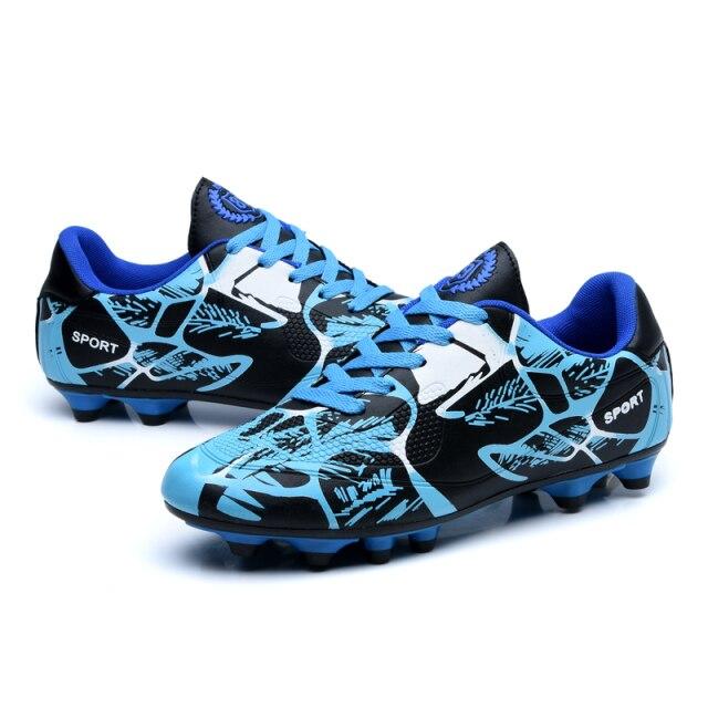 Fashion Green Men Soccer Cleats Boys Football Shoes Antiskid Low Ankle Soccer Shoes Men Outdoor Sport Sneakers Chaussure Soccer
