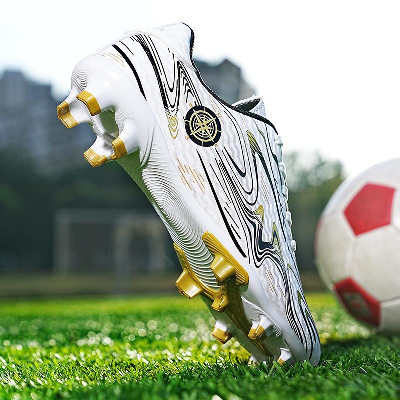 31-44 High Quality Shock Absorption Anti-skid and Wear-resistant Long Spike Outdoor Sports Training Football Shoes