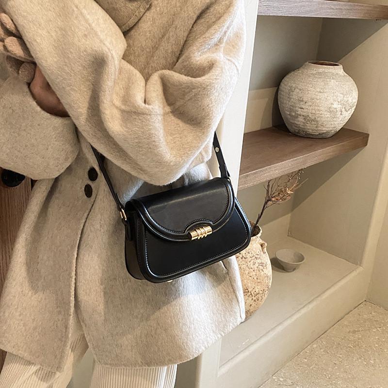 Chic Urban Minimalist Style Pu Tote Bag With Lock Buckle Element чёрный