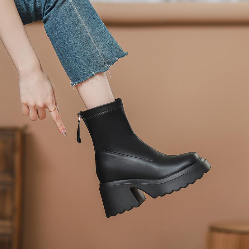 

Ботинки на толстой подошве Маленькие ботинки Мартина Женская универсальная новая обувь осень-зима Бархатные короткие ботинки с внутренней платформой Облегающие ботинки 39