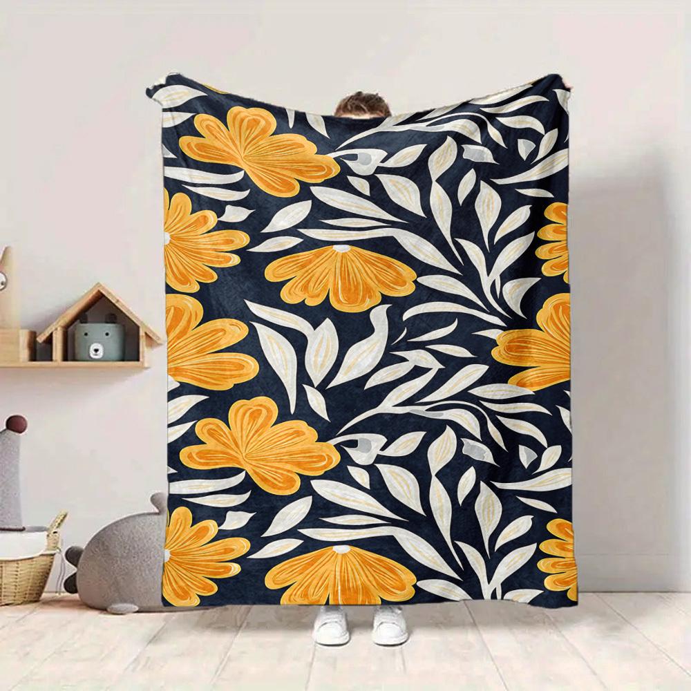 1pc Floral Pattern Lightweight Flannel Blanket, Comfortable and Warm Blanket, for Office and Camping Sofa Bed157