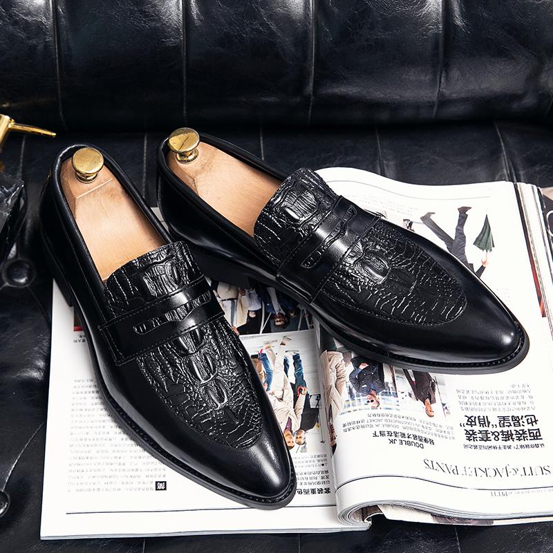 Herrenmode Krokodilmuster Leder Casual Slipper Weiche Bequeme Atmungsaktive Flats Freizeitschuhe Herren Mokassins Fahrschuhe