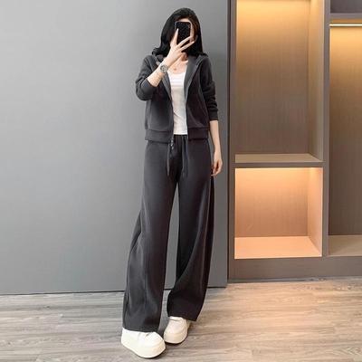 Luxury European Gray Casual Sports Suit for Women - Spring/Autumn Slimming Two-Piece Set (2026 Style)